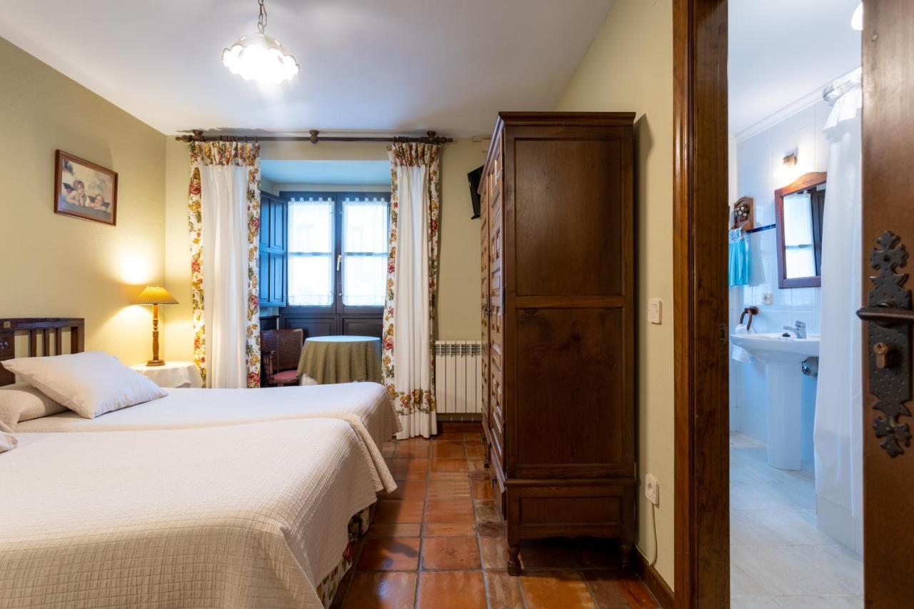 Posada De Muno Муньорродеро Экстерьер фото