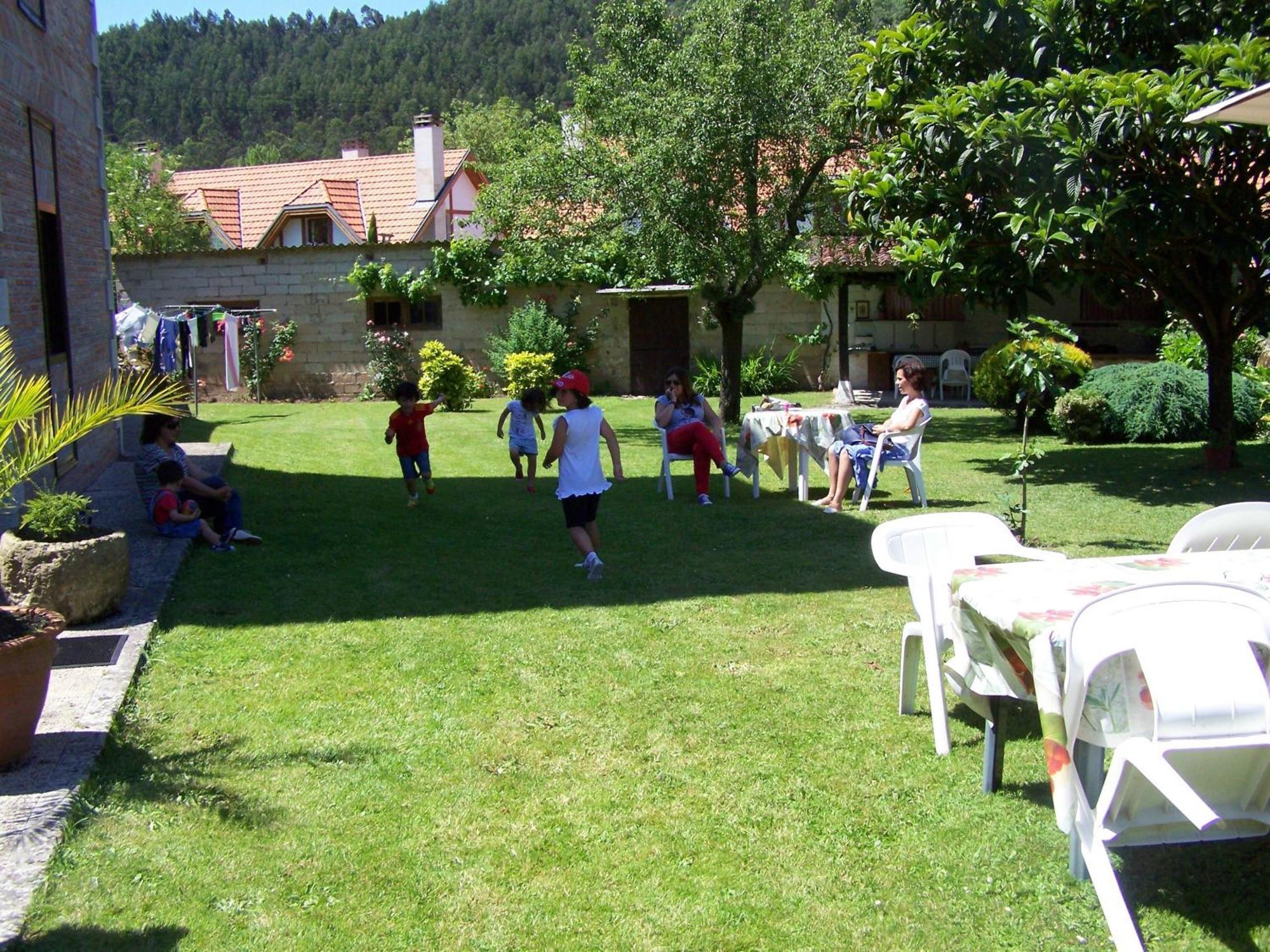 Posada De Muno Муньорродеро Экстерьер фото